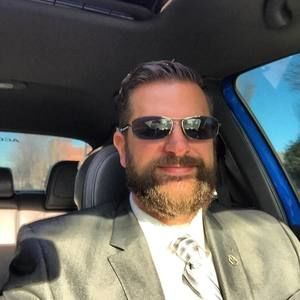 Meet your Posher, Clint